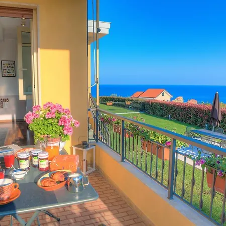 Apartment Il Poggiolo Diano Marina